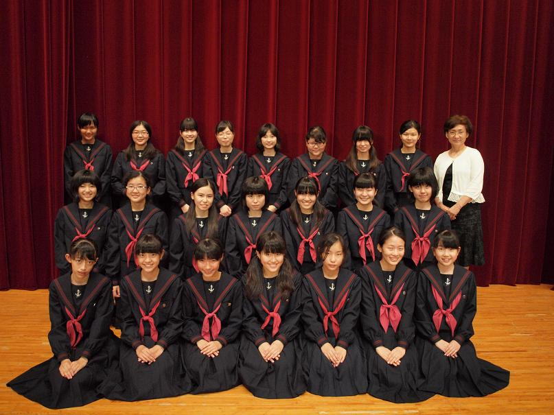 福岡女学院は キリスト教に基づく女子教育を行うため15年に設立され 来年度130周年を迎えます 福岡では最も古い私立学校で 日本で初めてセーラー服を制服として採用 後にこれが全国に広がり 今日の女学生のセーラー服の発祥としても知られ