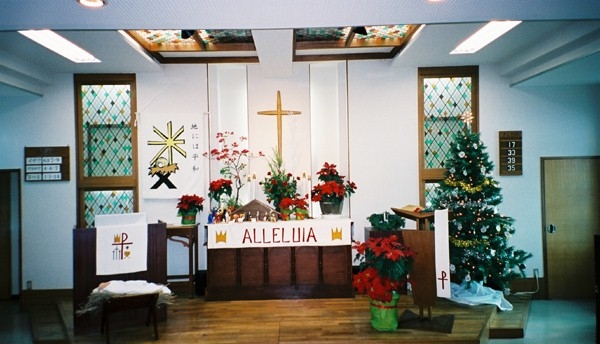 the Alter at Christmas