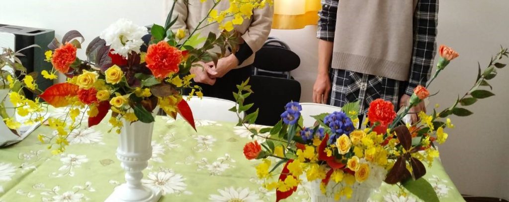 11月1日(土)　フラワーアレンジ